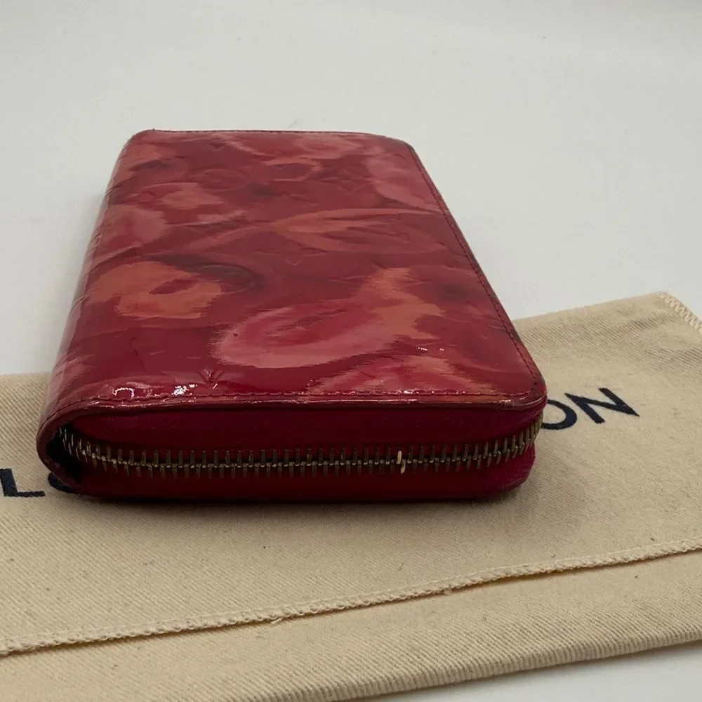 Louis Vuitton Vernis Zippy Wallet Red Patent Leather Monogram